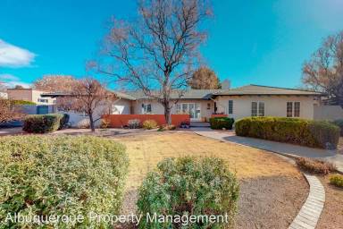 Main picture of 4104 Avenida La Resolana NE