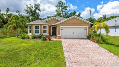 Main picture of 2261 Barrister St