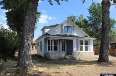 Main picture of 826 Mondell St