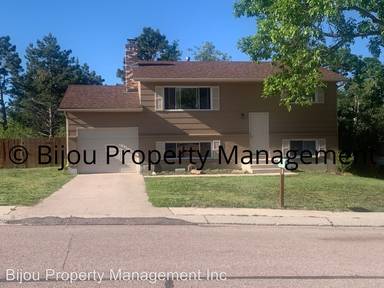 Main picture of 4781 S Gracemoor Cir