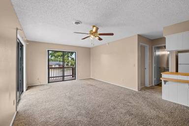 Main picture of 1318 W Centennial Dr