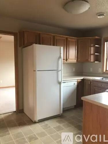 Main picture of 5409 S Marion Rd