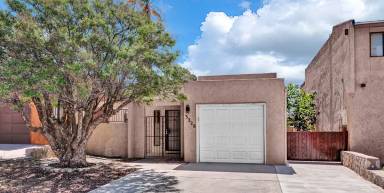 Main picture of 3228 Isla Banderas Way