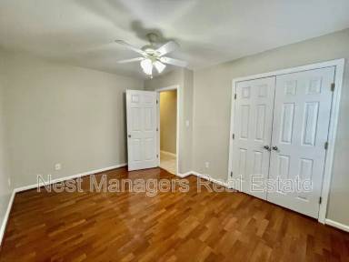 Main picture of 490 Greywalls Ct