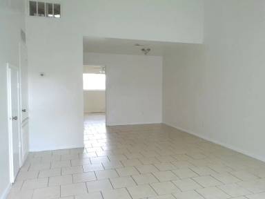 Main picture of 5723 Crestmore Dr