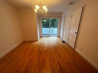 Main picture of 183 Silver St
