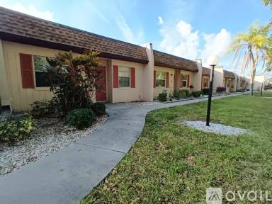 Main picture of South Pointe Villas