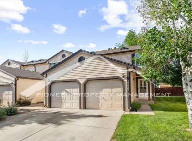 Main picture of 2425 Lexington Village Ln