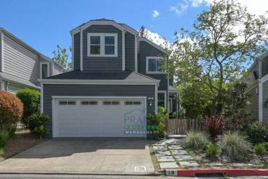 Main picture of 18 Crystal Creek Ct