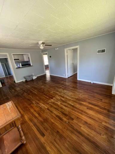 Main picture of 510 W 5th St