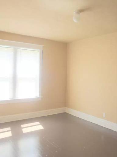 Main picture of 3747 Keokuk St