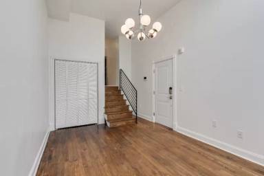 Main picture of 1758 Park Ave