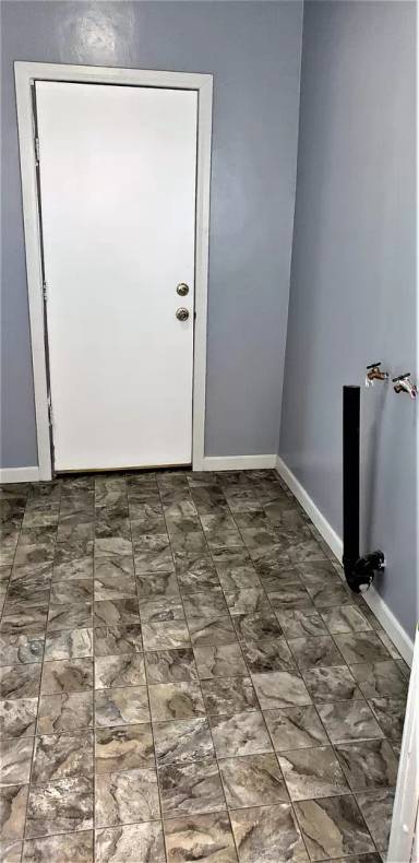 Main picture of 108 W B St