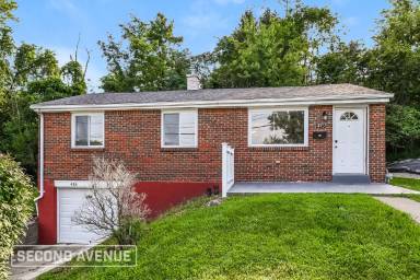 Main picture of 415 College Park Dr