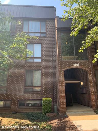 Main picture of 128 Roberts Ln