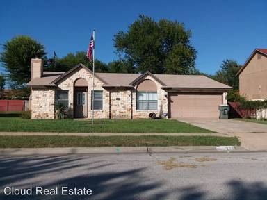 Main picture of 309 Baumann Dr