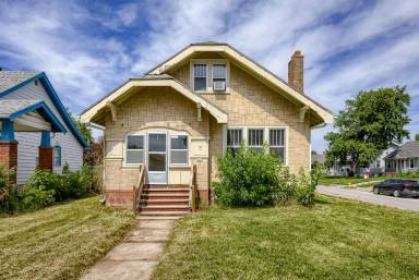 Main picture of 6918 N 24th St