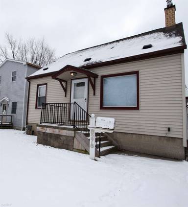 Main picture of 8276 Republic Ave