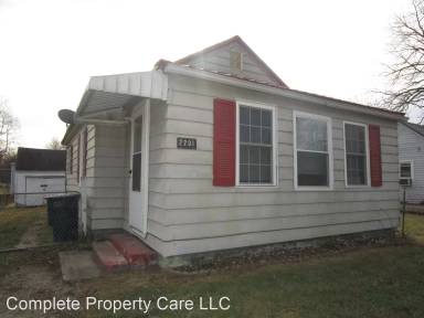 Main picture of 2201 E Princeton Ave