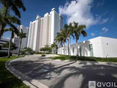 Main picture of One Fifty One At Biscayne