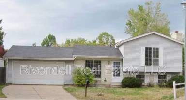 Main picture of 2295 S Norfolk St