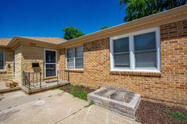 Main picture of 5806 Western Ave