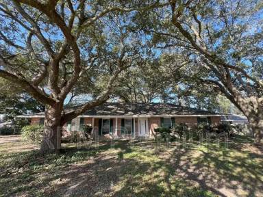 Main picture of 5235 Fennwood Dr