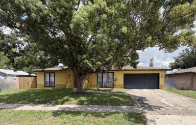 Main picture of 889 Hendry Dr