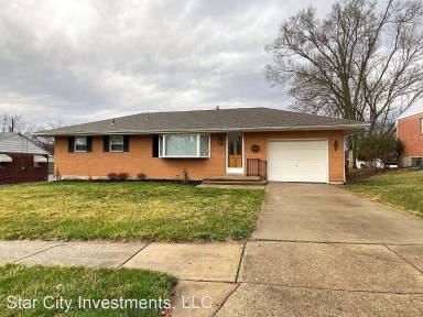 Main picture of 1625 E Lindsey Ave