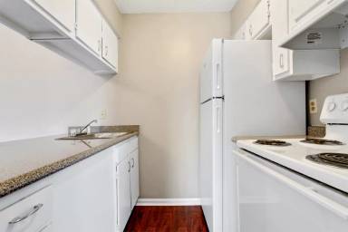 Main picture of 671 Central Ave