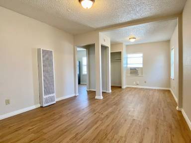 Main picture of 3609 N Francis Ave