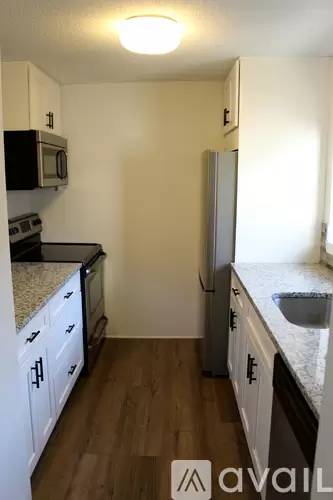 Main picture of 42 N Main St