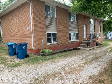 Main picture of 303 Walnut St