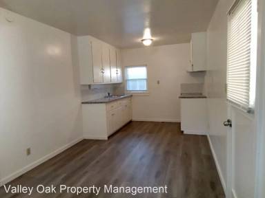 Main picture of 180 Almond Ave