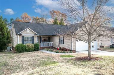 Main picture of 425 Highland St