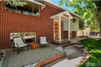 Main picture of 1304 Constitution Ave