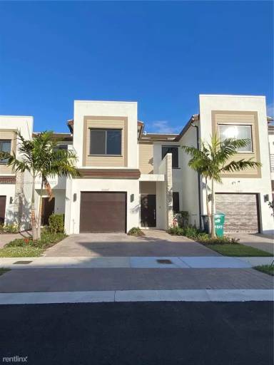 Main picture of 20857 NE 7th Ct