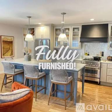 Main picture of 798 Charles Pl