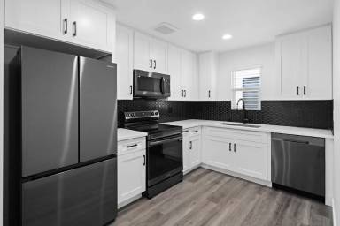 Main picture of 6634 Rockglen Ave