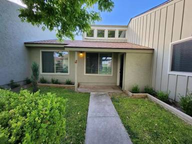 Main picture of 1901 Leslie Dr