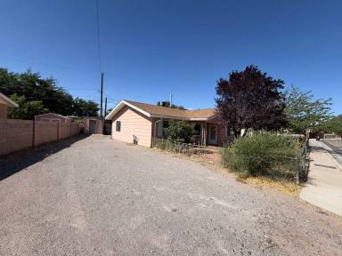 Main picture of 1312 Cordova Ave NW
