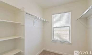 Main picture of 482 3rd St
