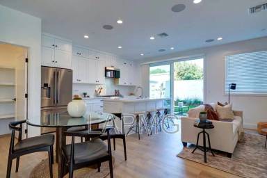 Main picture of 4507 Saturn St