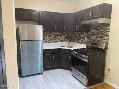 Main picture of 130 Woodbine St