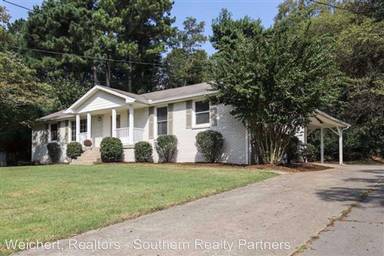 Main picture of 111 Elissa Dr