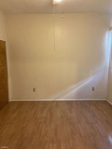 Main picture of 1735 W 12th St