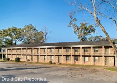 Main picture of Woodlawn Manor