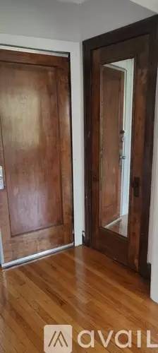 Main picture of 1221 S Avers Ave
