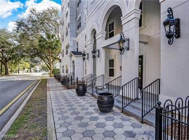 Main picture of Waterford Landing Condo