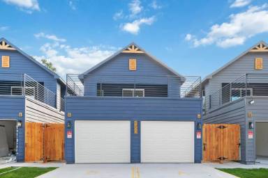 Main picture of 5616 Hollow Pines Dr